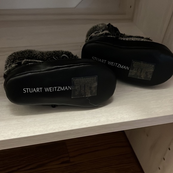 Stuart Weitzman Black and Gray Faux Fur Eskimo Baby Boots, Warm Winter Boots - Picture 2 of 2